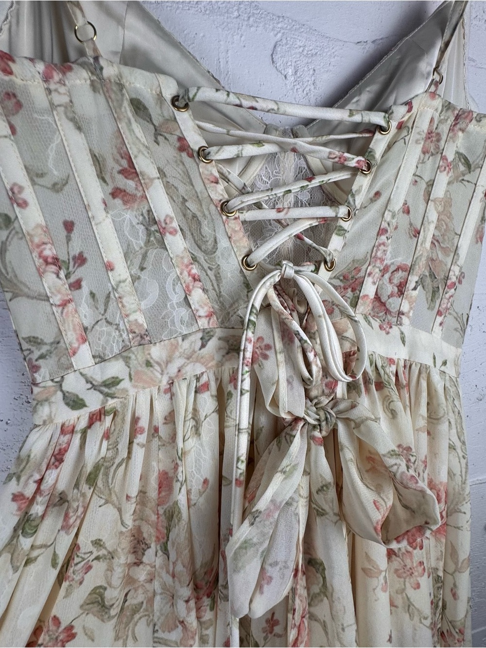 The Carmen Dress in Carmel Valley Rose Floral Ruffle Wedding Revolve Current 0 - Picture 7 of 16